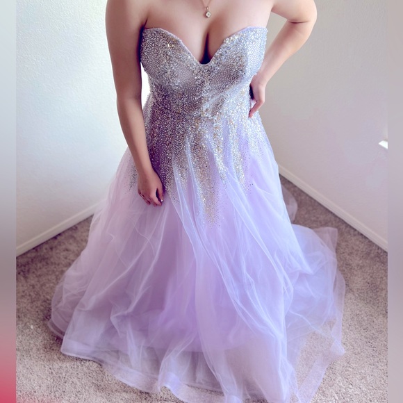 Prom Dress - Picture 3 of 3